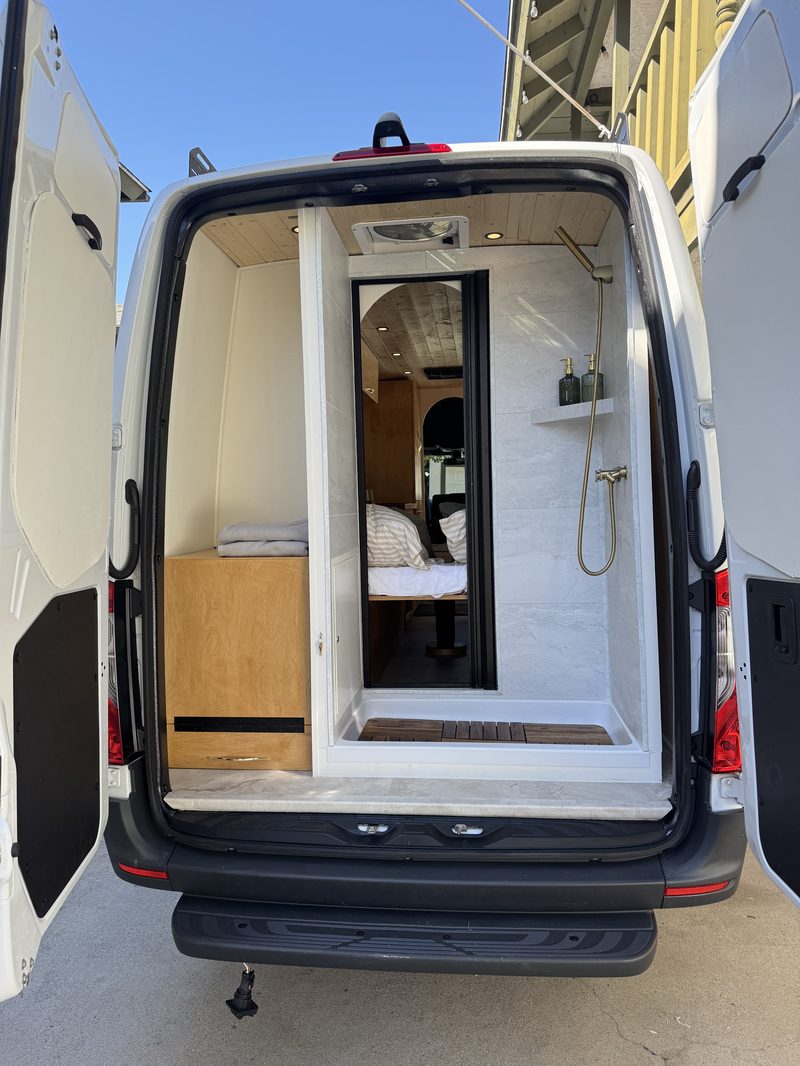 Anchor Sprinter rear view with doors open